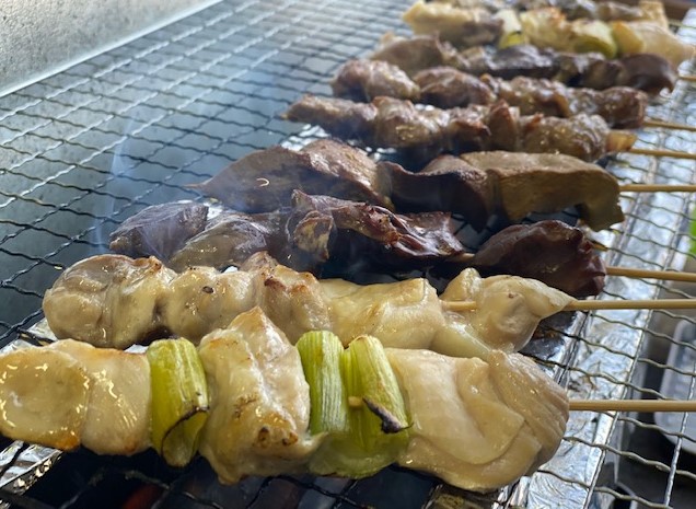 店頭テイクアウトコーナー焼き鳥リニューアル 公式 いいやまぶなの駅 長野県飯山市の国道沿いにある民設道の駅 新鮮でおいしい郷土料理が楽しめる休憩施設です